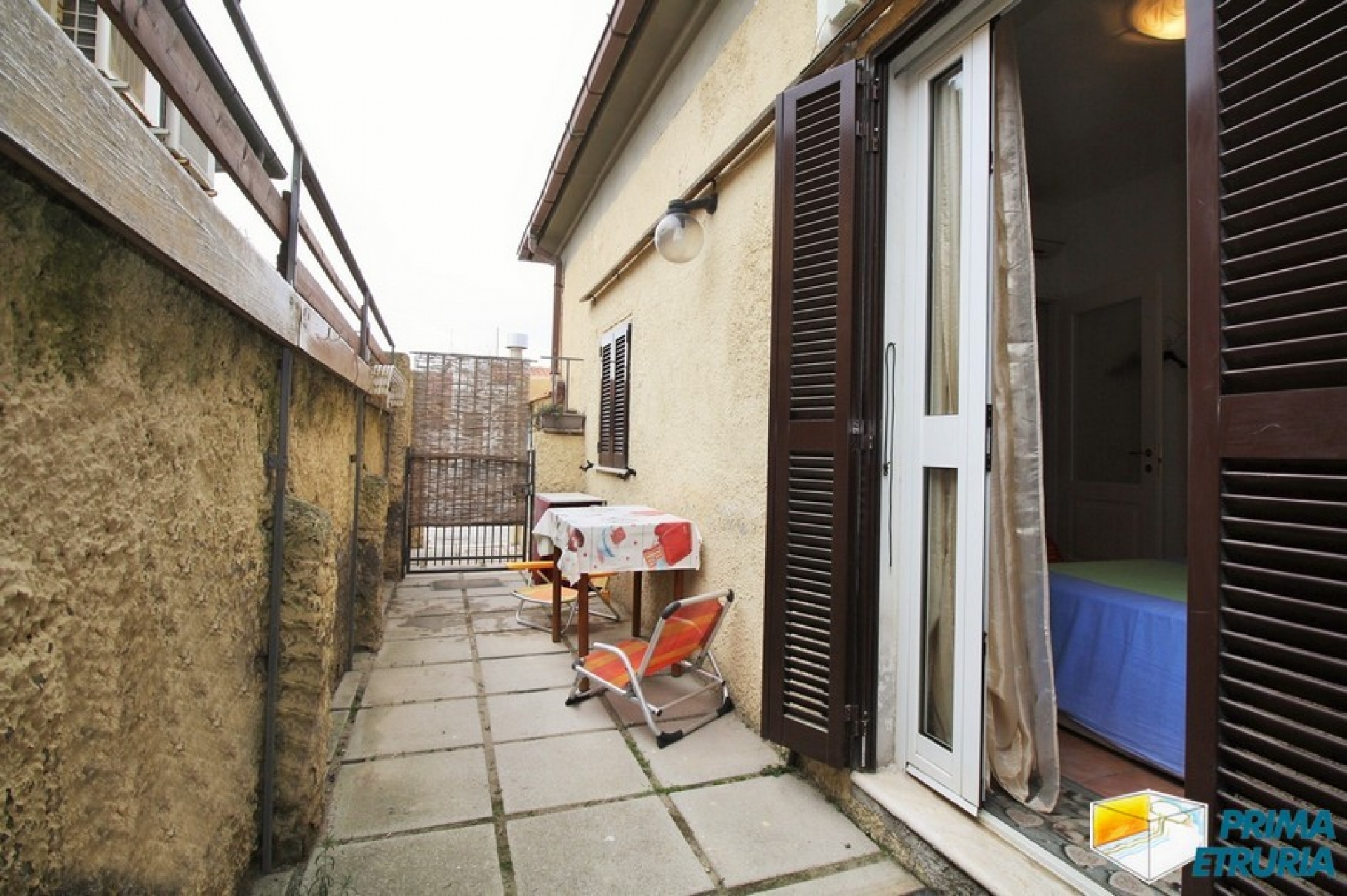 GRAZIOSO MONOLOCALE A DUE PASSI DAL MARE - ZONA TOMBOLO -