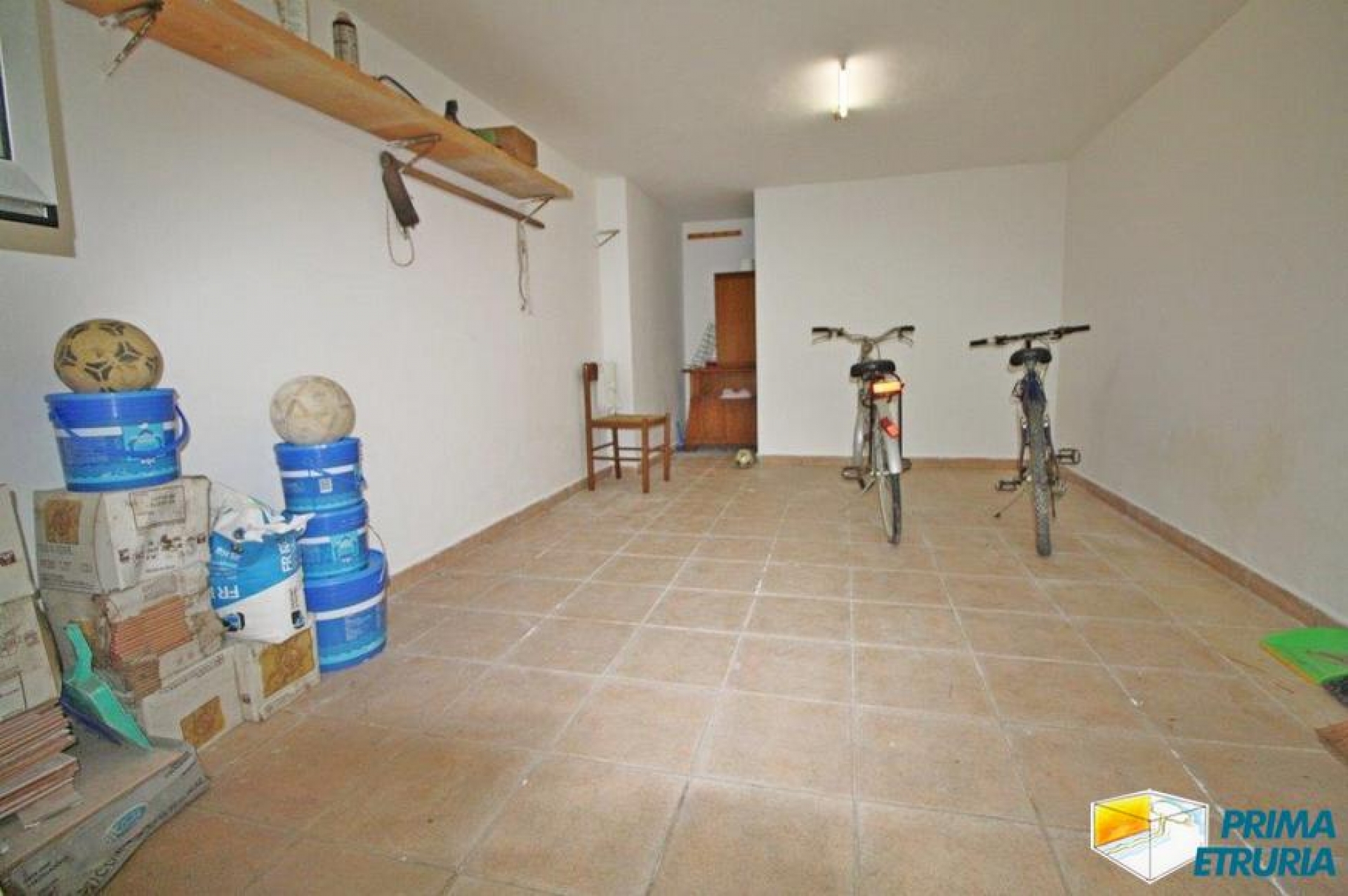 QUATTRO VANI CON GARAGE IN VIA SILVIO PELLICO - ZONA CENTRO -