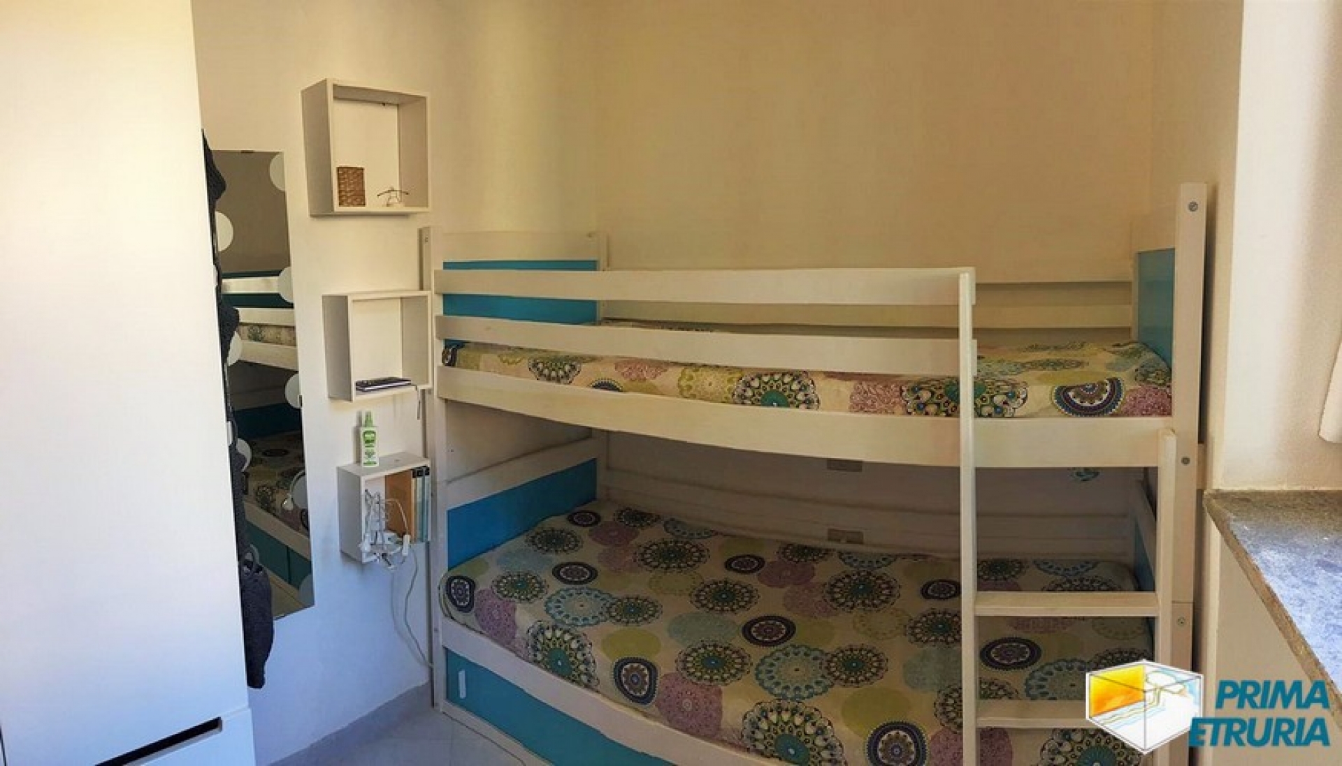 TRILOCALE CON GIARDINO A DUE PASSI DAL MARE - ZONA ROSMARINA -