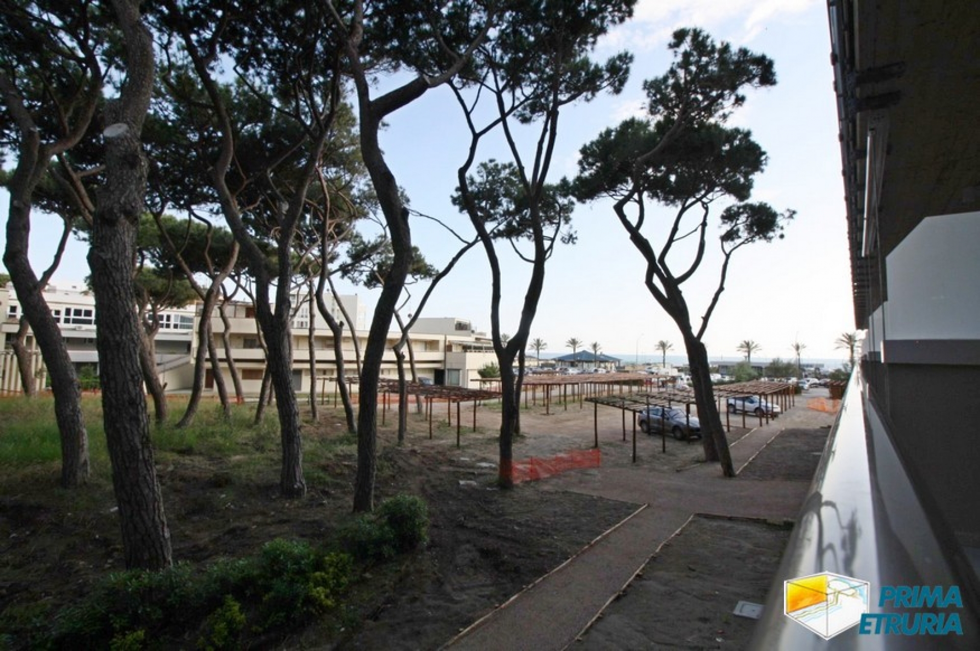 BILOCALE RISTRUTTURATO CON BELLISSIMA VISTA SUL MARE - ZONA ROSMARINA 