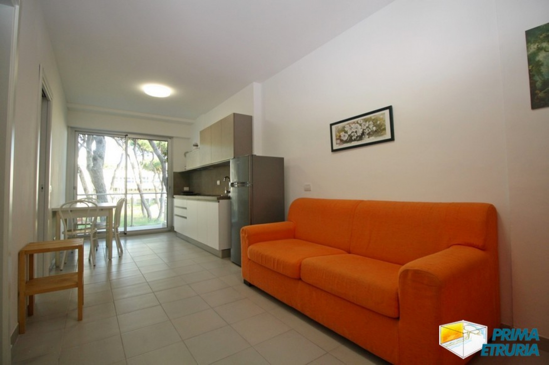 BILOCALE RISTRUTTURATO CON BELLISSIMA VISTA SUL MARE - ZONA ROSMARINA 