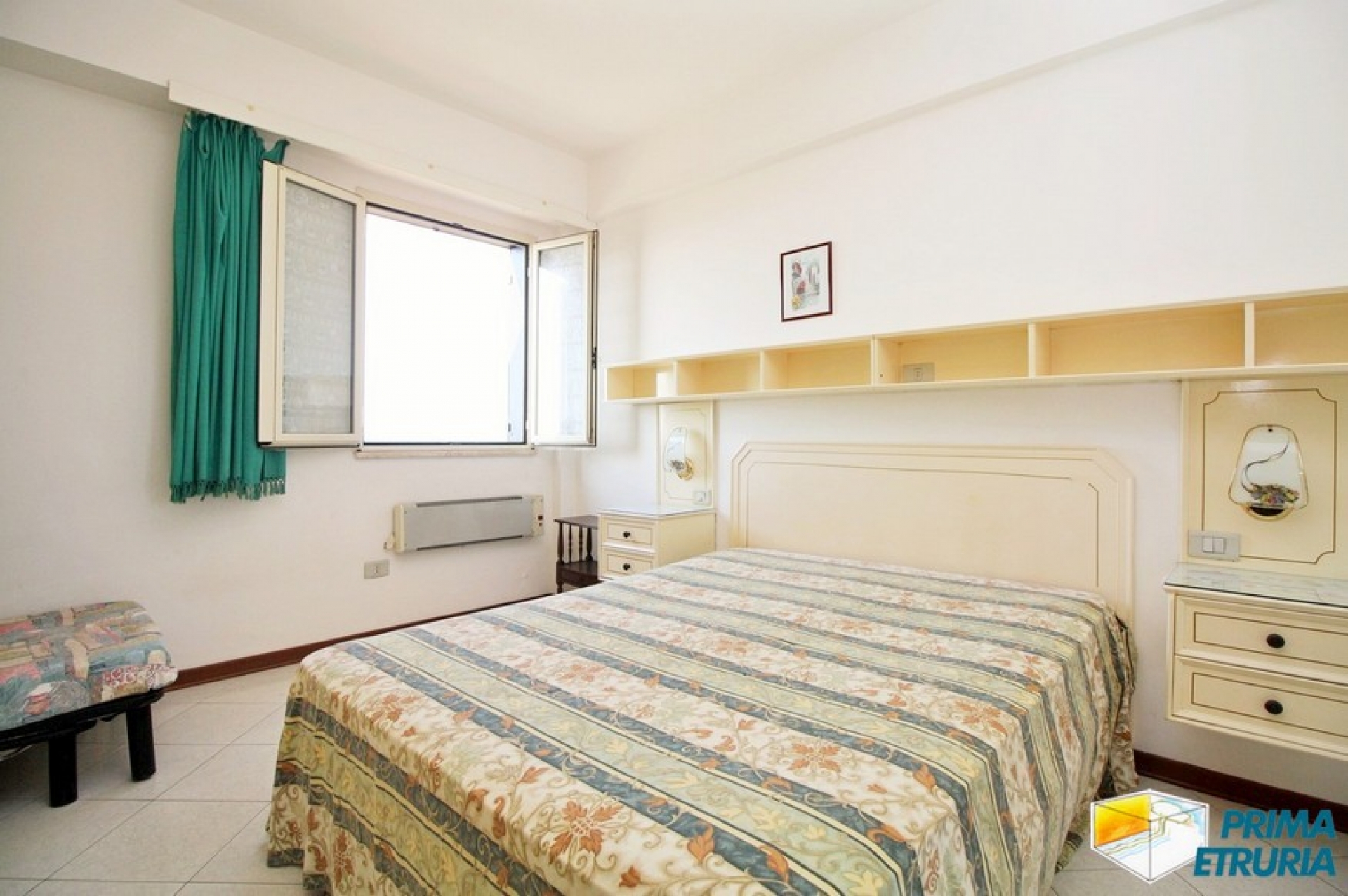 BILOCALE CON FANTASTICA VISTA FRONTE MARE - ZONA CENTRO -