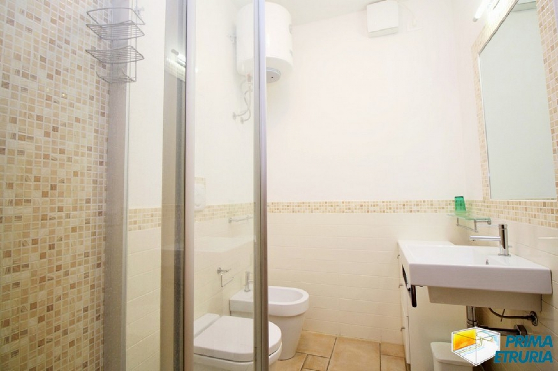 FANTASTICO BILOCALE CON AMPIA TERRAZZA - ZONA ROSMARINA -