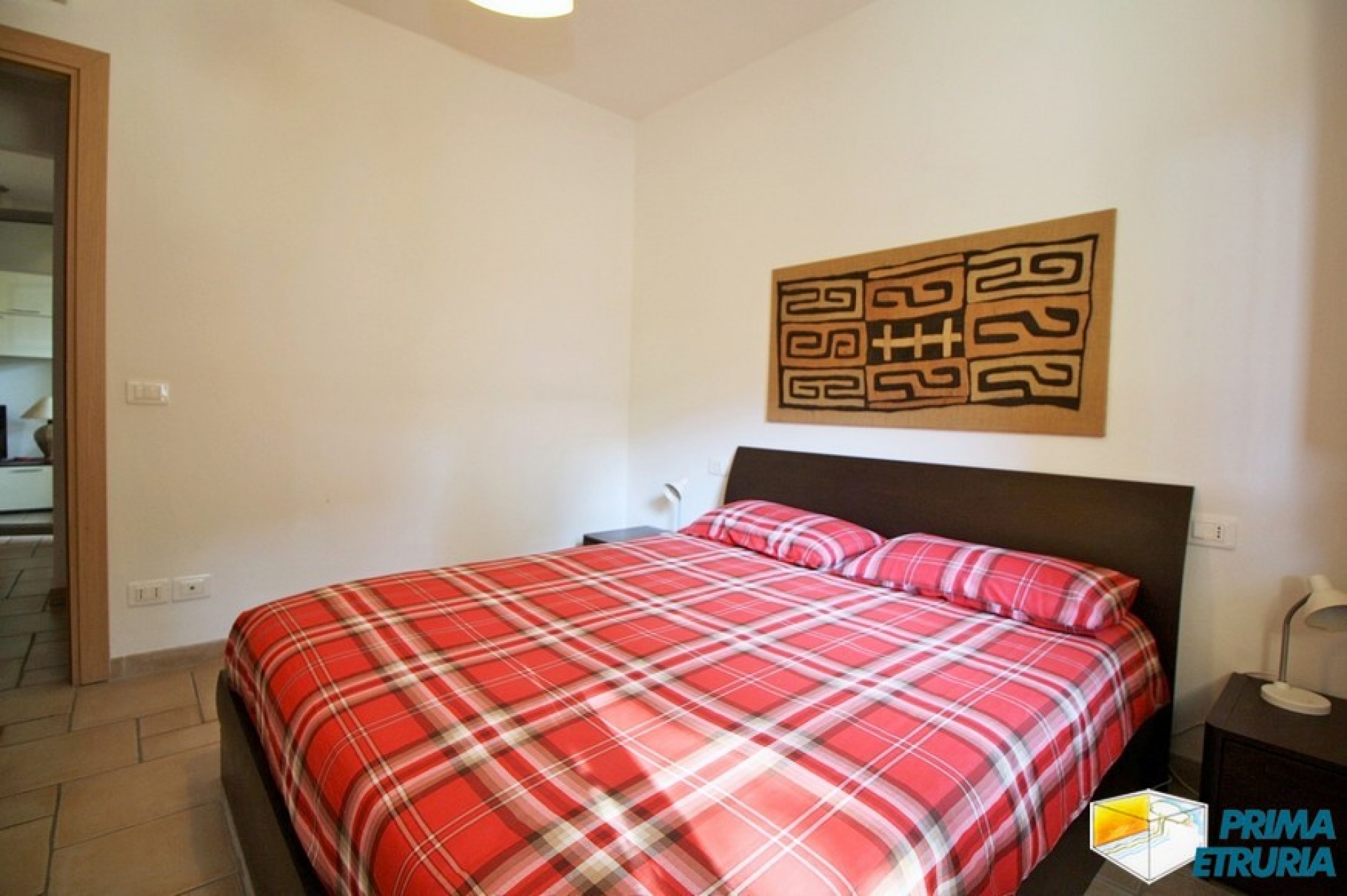 FANTASTICO BILOCALE CON AMPIA TERRAZZA - ZONA ROSMARINA -