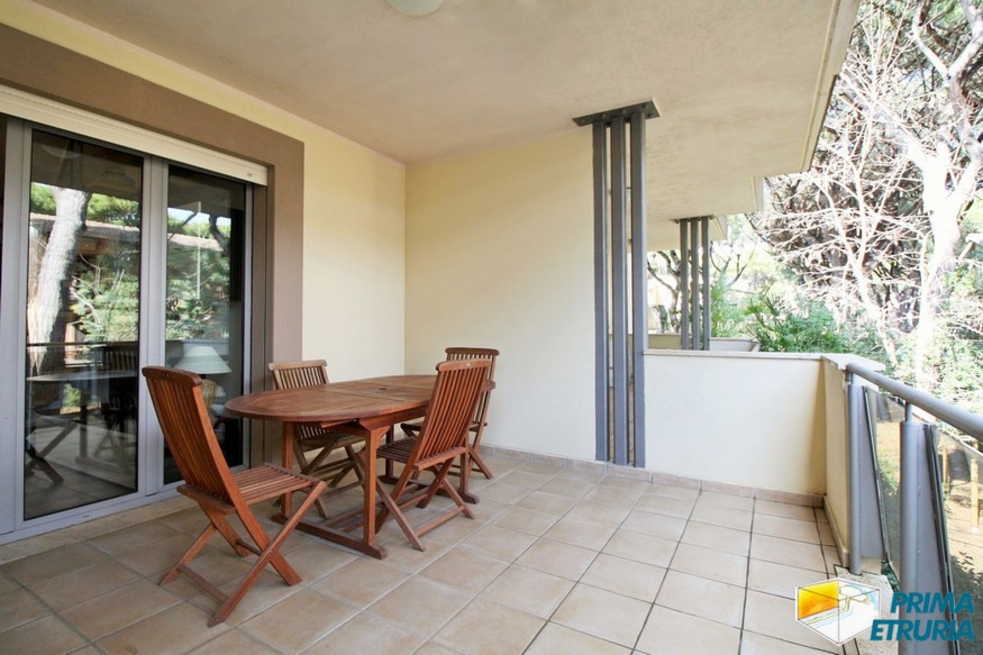 FANTASTICO BILOCALE CON AMPIA TERRAZZA - ZONA ROSMARINA -