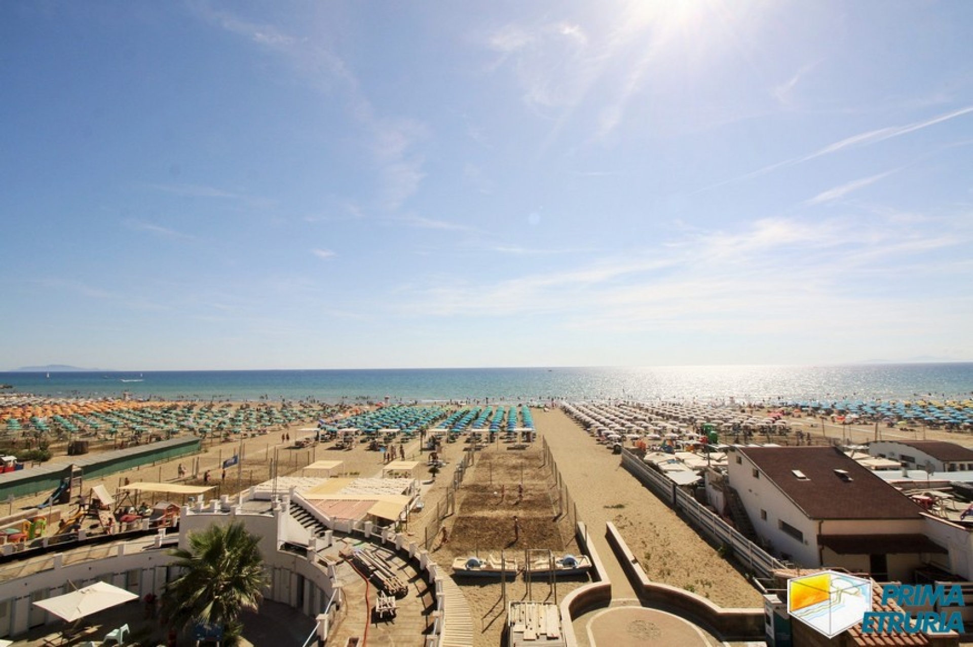 FANTASTICO TRILOCALE FRONTE MARE - ZONA CENTRALE -