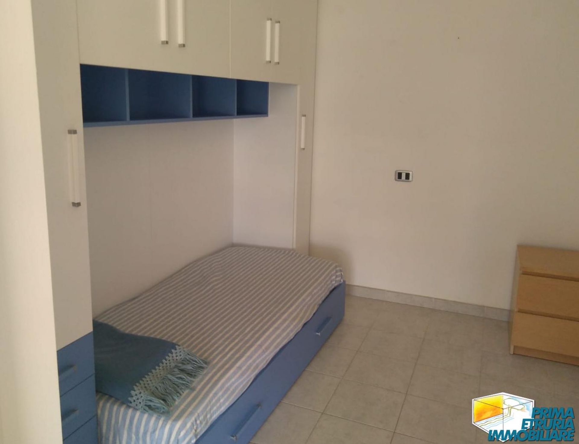 FANTASTICO TRILOCALE FRONTE MARE - ZONA CENTRALE -