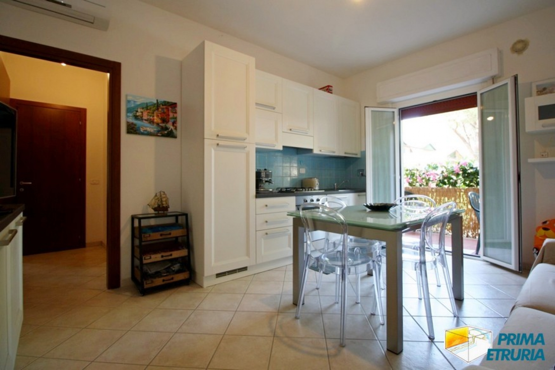 SPLENDIDO BILOCALE FINEMENTE RISTRUTTURATO - ZONA CENTRO - 