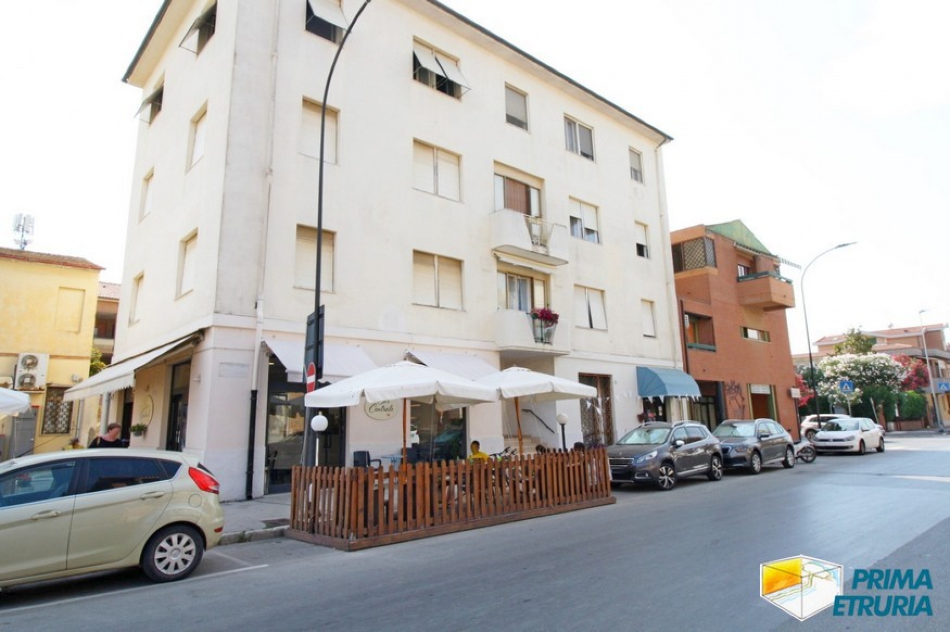 AMPIO TRILOCALE A DUE PASSI DAL MARE - ZONA CENTRO -