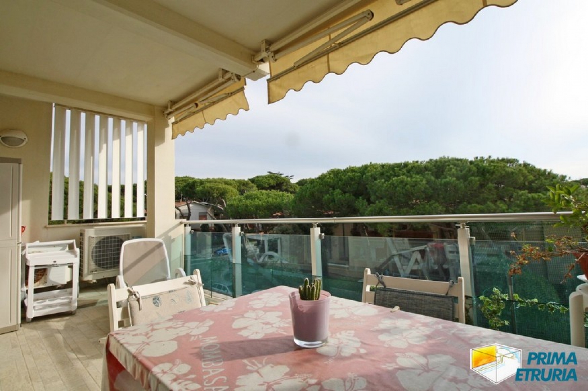 Esclusivo Trilocale Vista Mare a Marina di Grosseto: Eleganza e Comfort a Due Passi dalla Spiaggia - ZONA ROSMARINA -