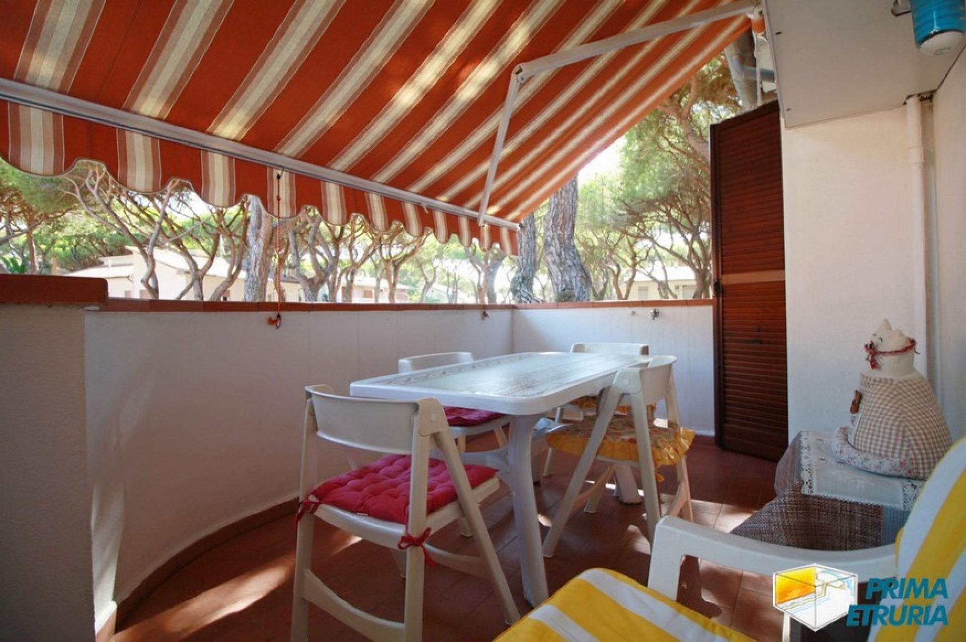 BILOCALE BILOCALE CON AMPIA TERRAZZA - ZONA ROSMARINA -