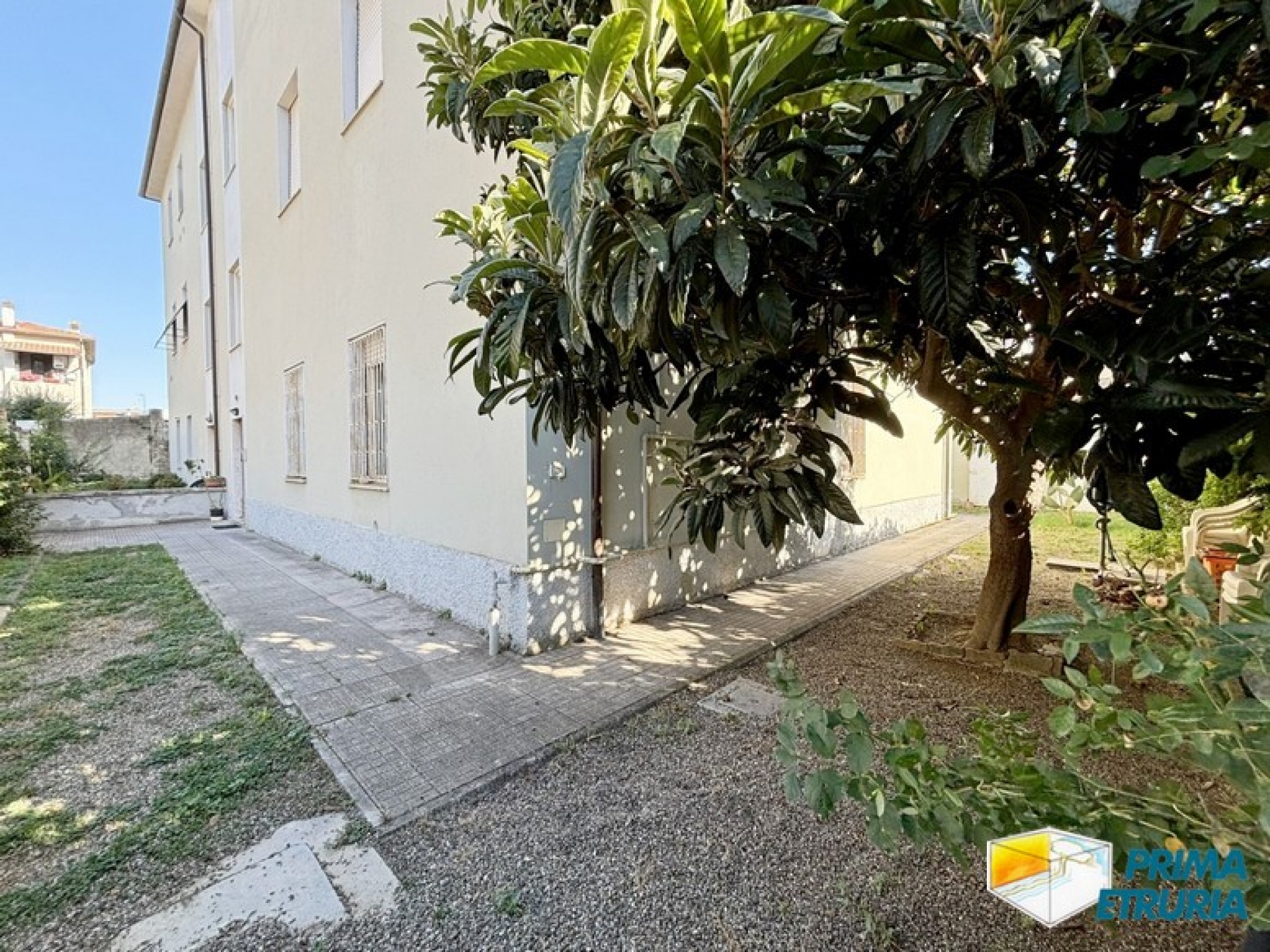 - GROSSETO - Spazioso Trilocale al piano terreno, Zona Barbanella