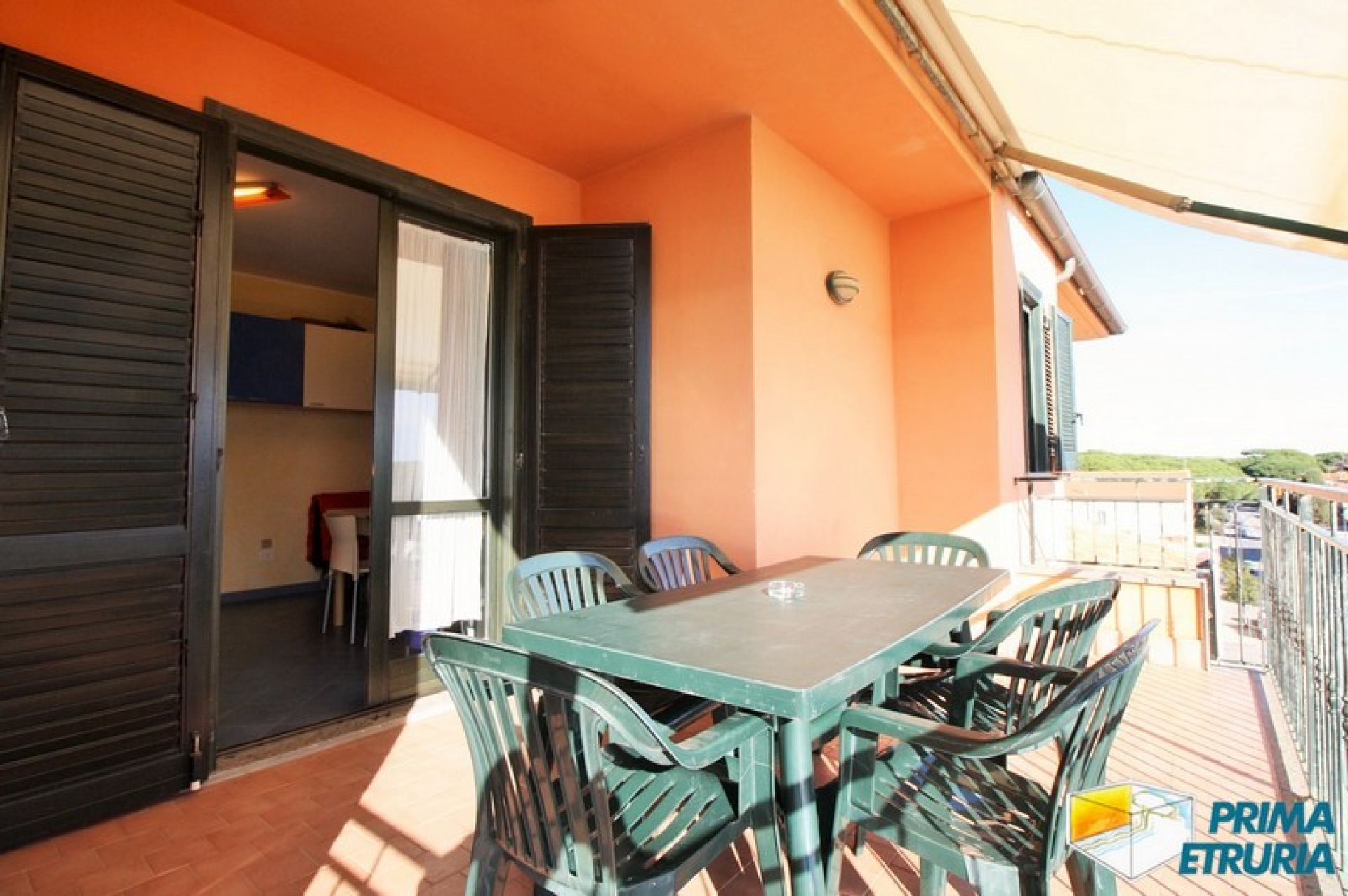 Attico su due livelli con ampie terrazze vista mare - ZONA CENTRO -