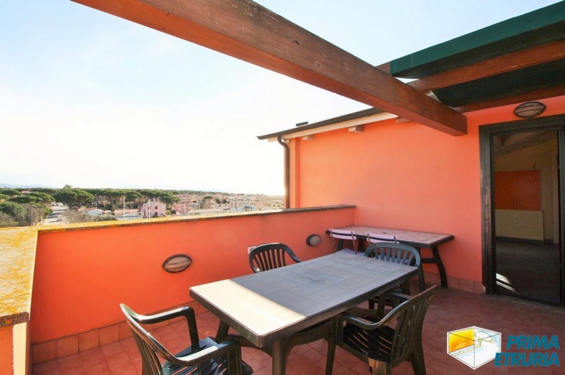 Attico su due livelli con ampie terrazze vista mare - ZONA CENTRO -