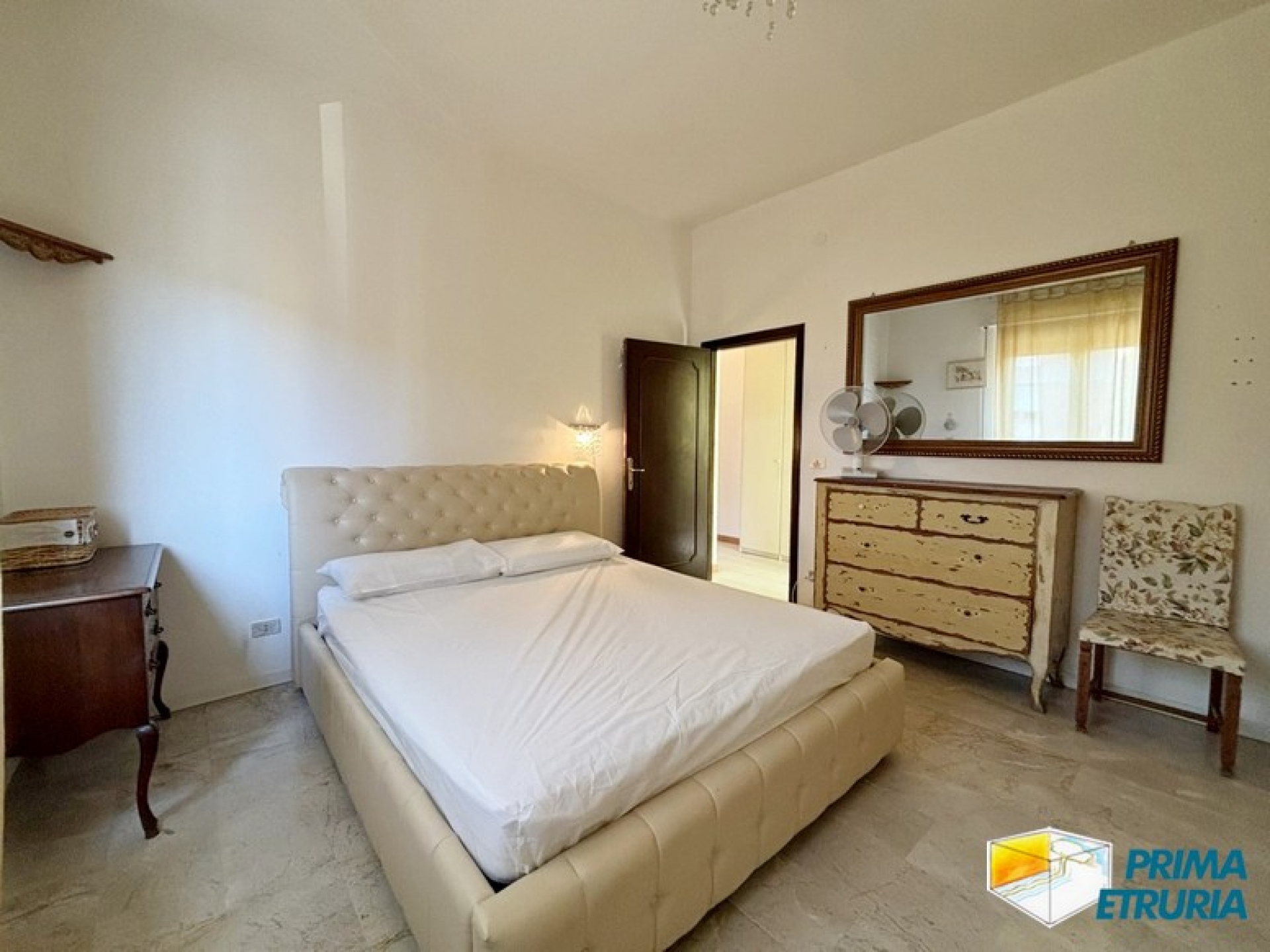 Trilocale con terrazza vivibile nel cuore di Marina di Grosseto - ZONA CENTRO -