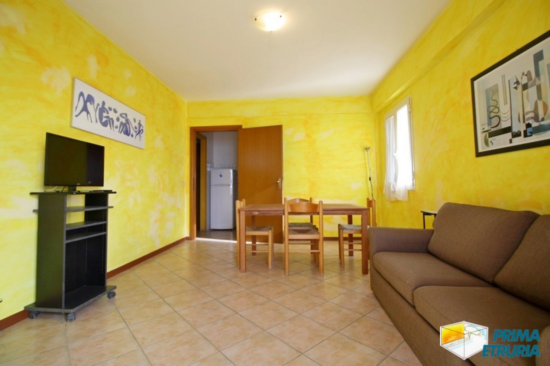 Bilocale fronte mare con terrazza panoramica in zona Centro