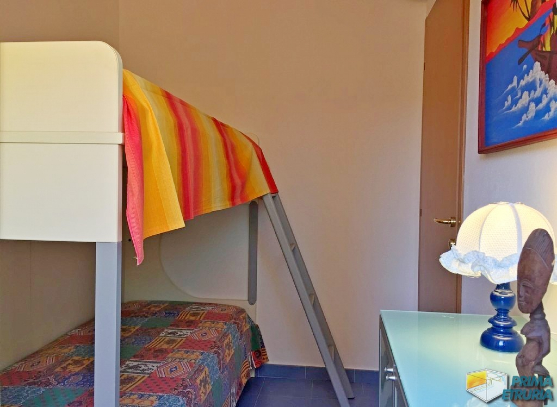 TRILOCALE AL PIANO TERRA CON GIARDINO - ZONA PORTO -