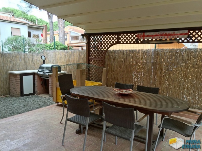 BILOCALE CON TAVERNA GIARA 2 - ZONA ROSMARINA -