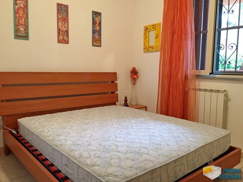 BILOCALE CON TAVERNA GIARA 2 - ZONA ROSMARINA -