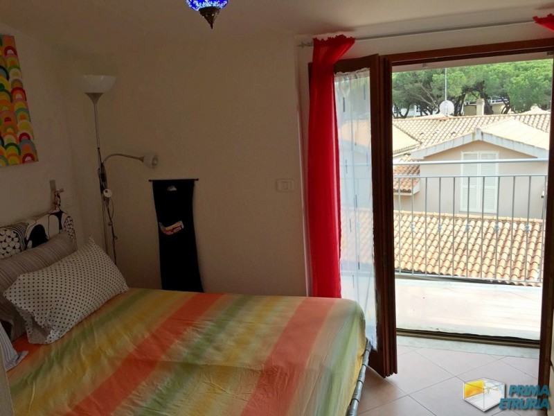 VENDESI TRILOCALE VIA CALA DI FORNO 7 - ZONA ROSMARINA -