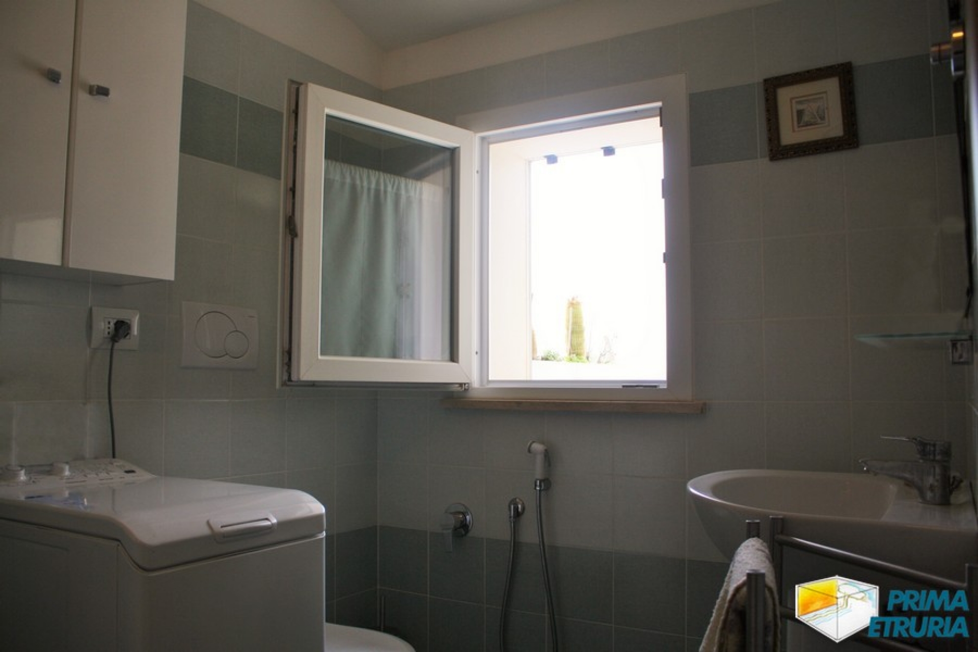 VENDESI ATTICO VISTA MARE - ZONA ROSMARINA -