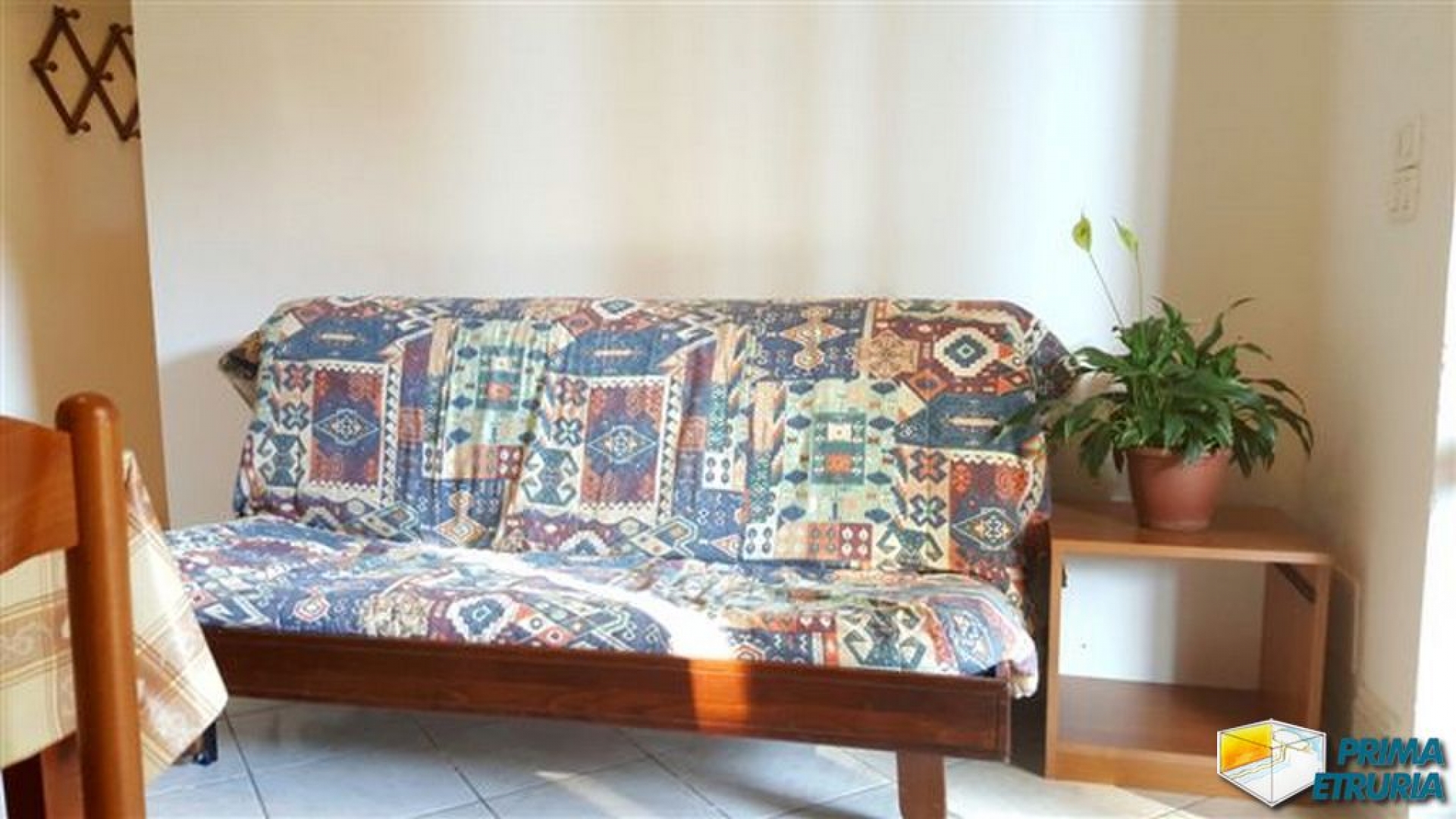 VENDESI BILOCALE CON GIARDINO - ZONA ROSMARINA -