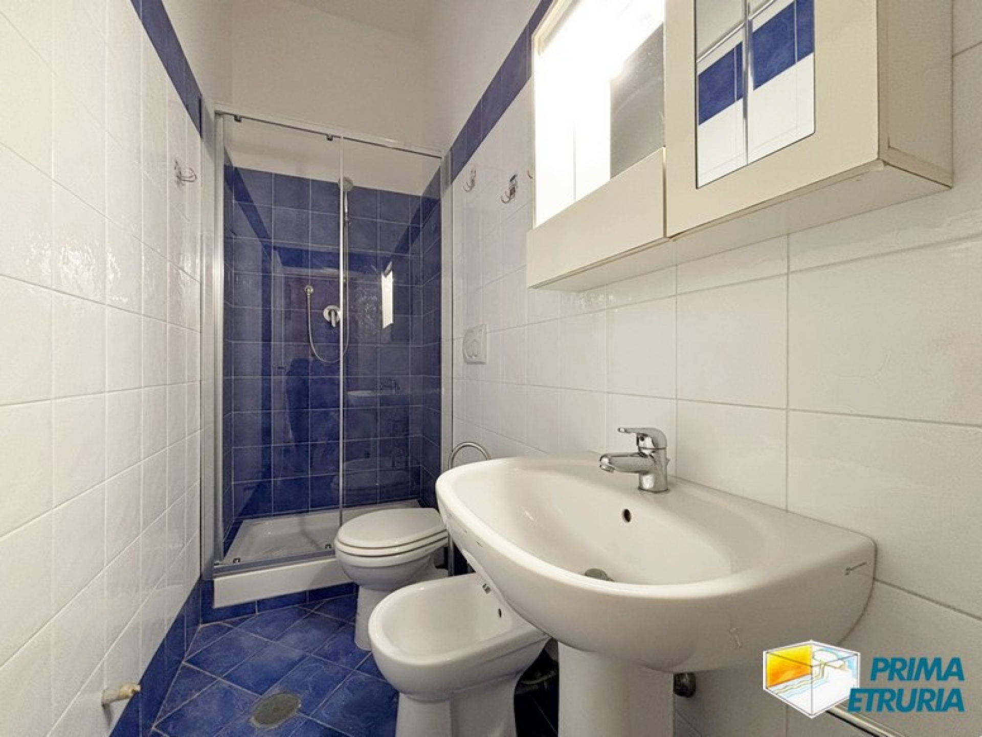 TRE CAMERE CON GIARDINO VIA MONTECRISTO - ZONA ROSMARINA -