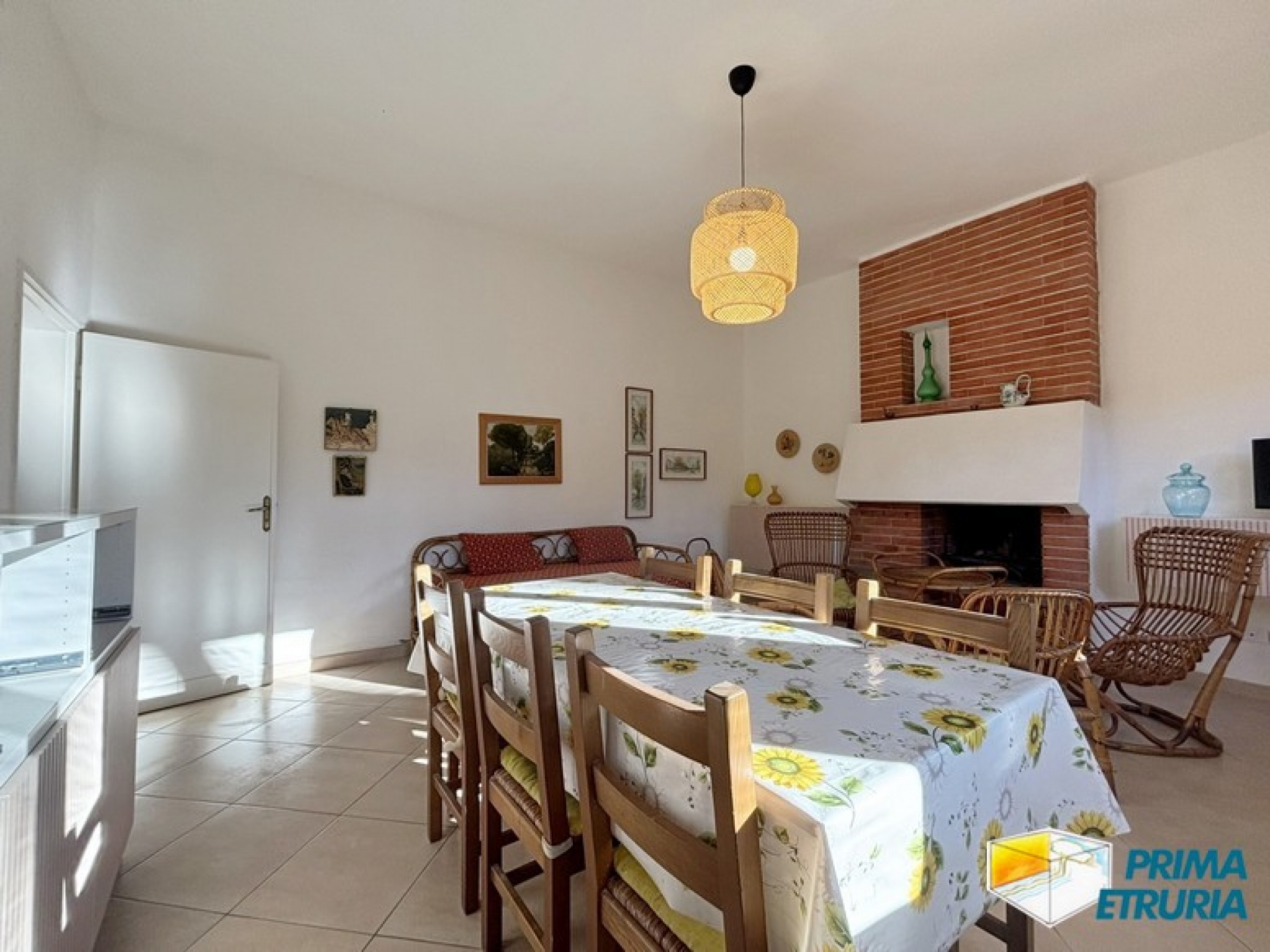 TRE CAMERE CON GIARDINO VIA MONTECRISTO - ZONA ROSMARINA -