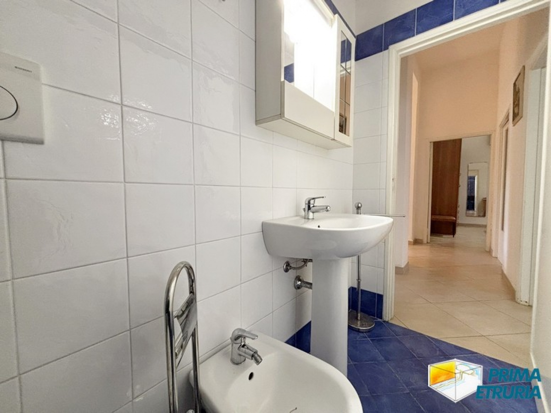 TRE CAMERE CON GIARDINO VIA MONTECRISTO - ZONA ROSMARINA -