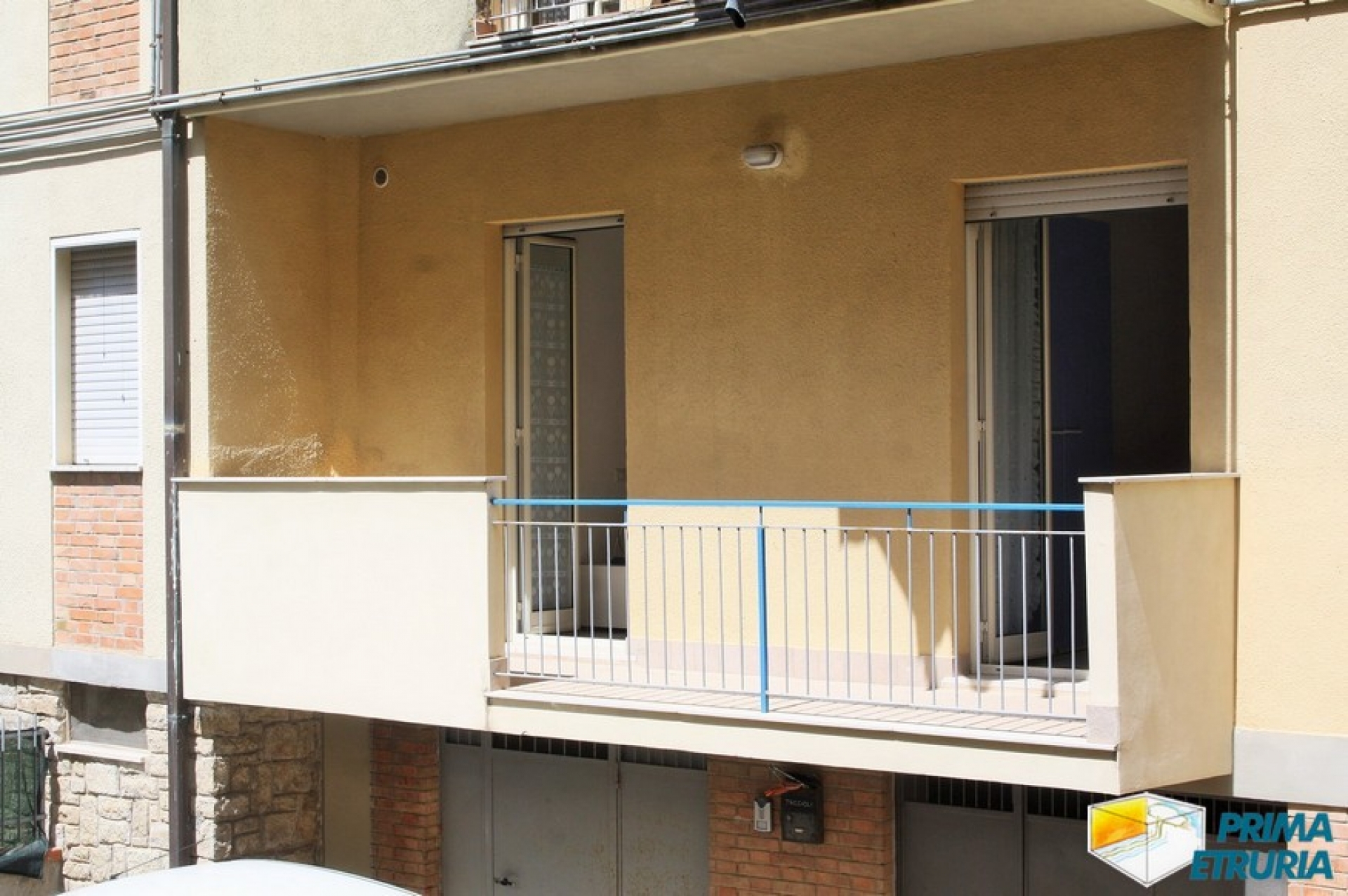 VENDESI BILOCALE VIA SILVIO PELLICO - ZONA CENTRO -
