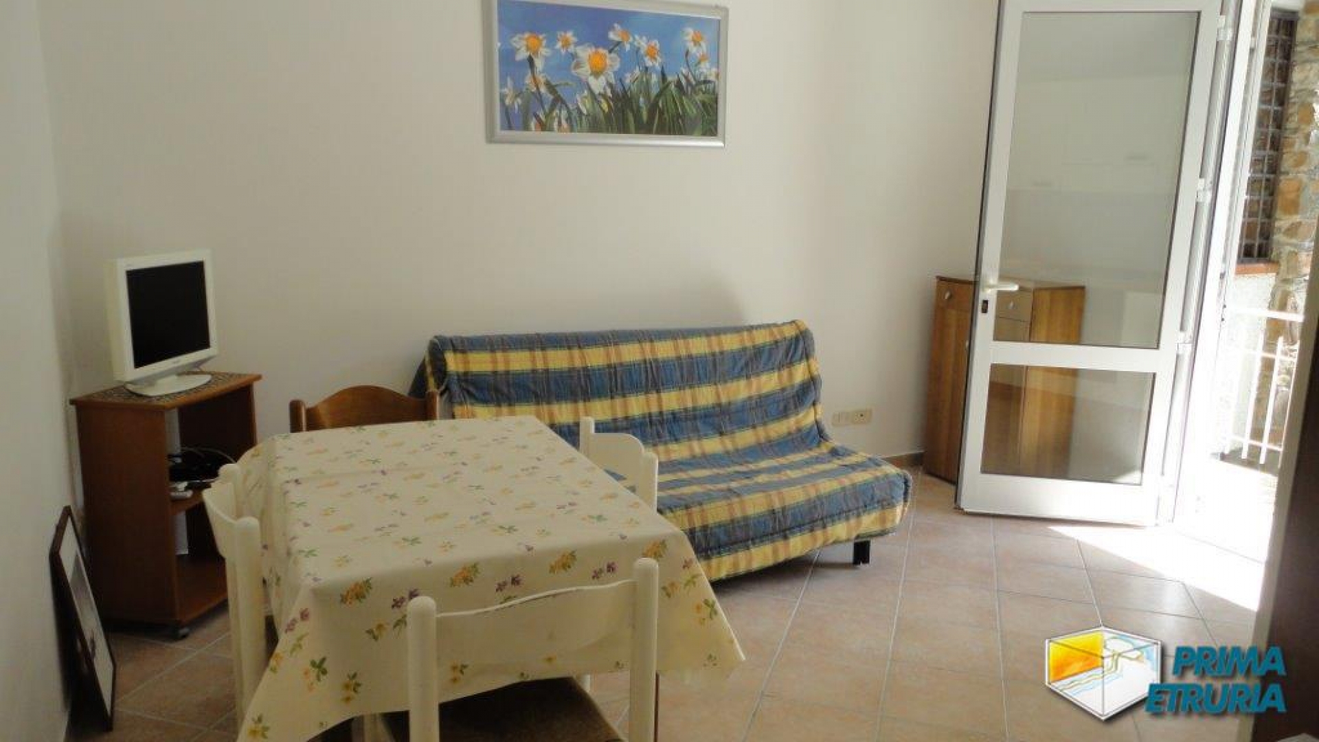 VENDESI VILLETTA CON GIARDINO VIA DEL MUGHETTO 4 - ZONA ROSMARINA -